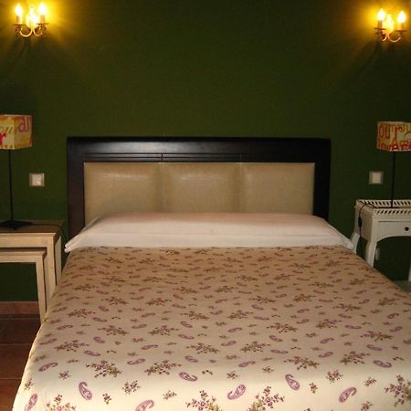 Hotel La Pradera De Marta Кинтанаэнтельо Экстерьер фото